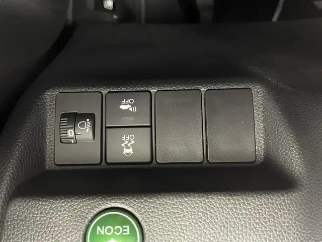 ホンダ フィット ハイブリット Fパッケージ 福井県 2014(平26)年 1.3万km ブリリアントスポーティブルーメタリック2トーン 純正ナビ/(ワンセグ/CD/MDMI/USB/Bluetooth)/バックカメラ/衝突軽減システム/ステアリングスイッチ/ETC/前方ドライブレコーダー/横滑り防止装置/電動格納ウインカーミラー/フロアマット/ドアバイザー/プッシュスタート/スマートキー/W＋サイド＋カーテンSRS＋ABS/取扱説明書