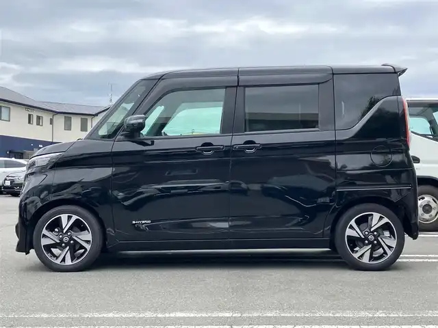 日産 ルークス HWS Gターボ プロパイロットED 静岡県 2021(令3)年 1.8万km ブラック エンジンスタートボタン/パワーステアリング/パワーウィンドウ/アイドリングストップ/スマートキー/オートエアコン/クルーズコントロール/全方位カメラ/純正ナビ（CD.DVD）/ベンチシート/両側パワースライドドア/純正アルミホイール/ABS/横滑り防止装置/コーナーセンサー前後/オートライト/LEDライト/W+サイドエアバック/衝突軽減システム