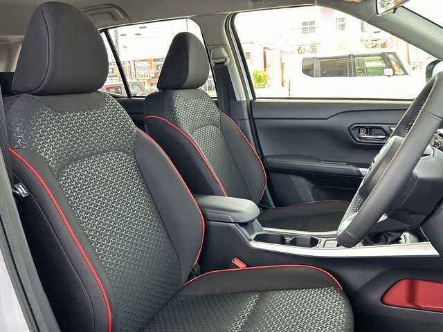 トヨタ ライズ Z 鳥取県 2025(令7)年 0.1万km シャイニングホワイトパール ワンオーナー・618Km/スマートキーx2個/全方位カメラ/ディスプレイオーディオ/フルセグ・BT/ミラーリング/純正前後ドライブレコーダー/プリクラッシュセーフティ/ブラインドスポットモニタリング/アダクティブクルーズコントロール/リアトラフィックアラート/インテリジェントソナー/スマートペタル/ワイヤレス充電器/ラゲッジマット/AC100V電源/前席シートヒーター/LEDヘッドライト/LEDバックフォグ/レインクリアブルーミラー/ETCユニット/保証書・取説・記録簿