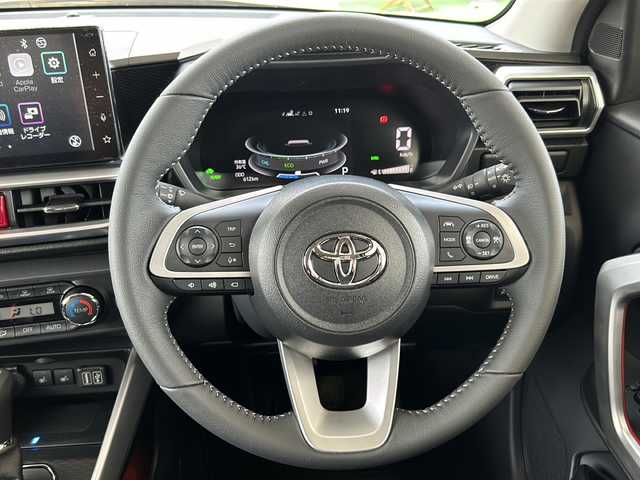 トヨタ ライズ Z 鳥取県 2025(令7)年 0.1万km シャイニングホワイトパール ワンオーナー・618Km/スマートキーx2個/全方位カメラ/ディスプレイオーディオ/フルセグ・BT/ミラーリング/純正前後ドライブレコーダー/プリクラッシュセーフティ/ブラインドスポットモニタリング/アダクティブクルーズコントロール/リアトラフィックアラート/インテリジェントソナー/スマートペタル/ワイヤレス充電器/ラゲッジマット/AC100V電源/前席シートヒーター/LEDヘッドライト/LEDバックフォグ/レインクリアブルーミラー/ETCユニット/保証書・取説・記録簿