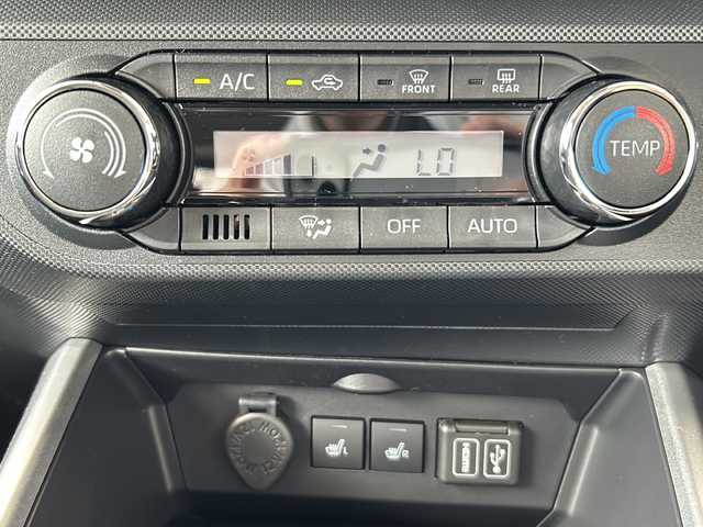 トヨタ ライズ Z 鳥取県 2025(令7)年 0.1万km シャイニングホワイトパール ワンオーナー・618Km/スマートキーx2個/全方位カメラ/ディスプレイオーディオ/フルセグ・BT/ミラーリング/純正前後ドライブレコーダー/プリクラッシュセーフティ/ブラインドスポットモニタリング/アダクティブクルーズコントロール/リアトラフィックアラート/インテリジェントソナー/スマートペタル/ワイヤレス充電器/ラゲッジマット/AC100V電源/前席シートヒーター/LEDヘッドライト/LEDバックフォグ/レインクリアブルーミラー/ETCユニット/保証書・取説・記録簿