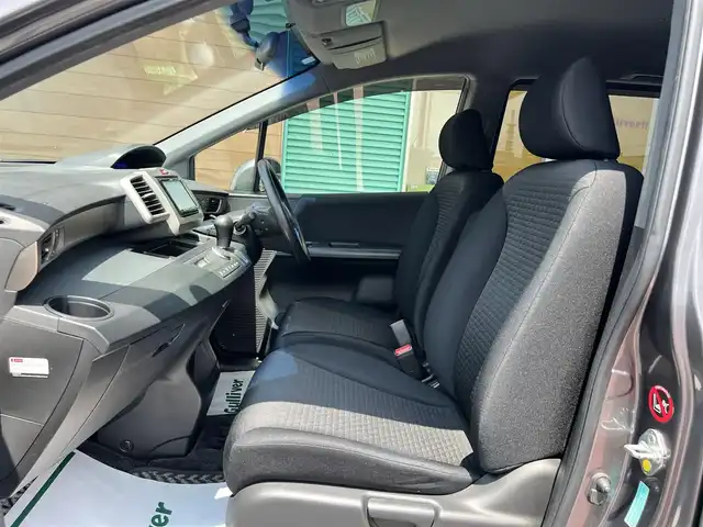 ホンダ フリード スパイク ハイブリット ジャストセレクション 愛知県 2014(平26)年 3.5万km モダンスティールM ワンオーナー/社外SDナビ/【フルセグ/CD/DVD/Bluetooth】/バックカメラ/クルーズコントロール/片側パワースライドドア/横滑り防止装置/オートライト/純正フロアマット/キーレス/保証書/取扱説明書