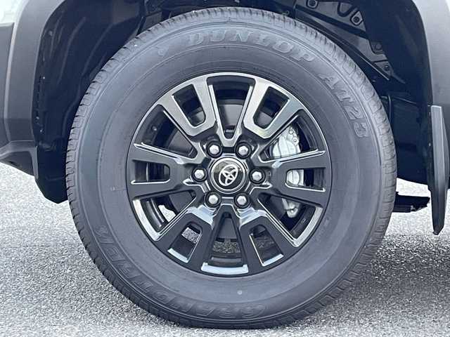 トヨタ ランドクルーザー ２５０ VX 広島県 2024(令6)年 0.1千km プラチナホワイトパールマイカ 登録時走行距離60km/ワンオーナー/サンルーフ/純正ナビ（HDMI/フルセグTV/Bluetooth）/全方位モニター/ETC2.0/デジタルインナーミラー/ルーフレール/黒レザーシート/・シートヒーター/・エアシート/・パワーシート/衝突被害軽減ブレーキ/車線逸脱警報/オートマチックハイビーム/ブラインドスポットモニター/レーダークルーズコントロール/コーナーセンサー/ステアリングヒーター/パワーバックドア/スペアキー