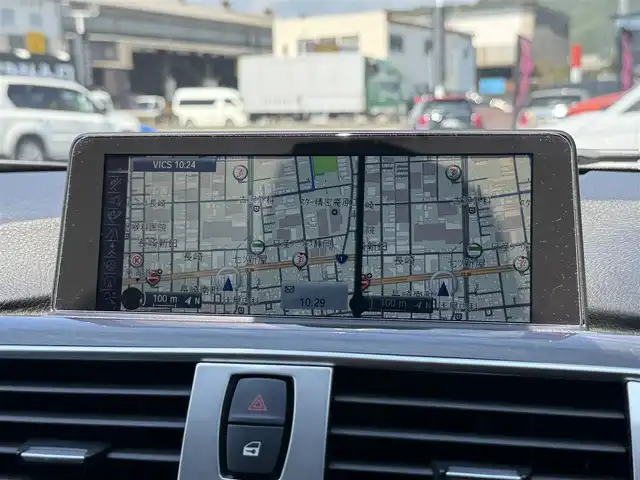 ＢＭＷ ３２０ｉ ラグジュアリー 静岡県 2014(平26)年 8.1万km サファイアブラックP レザーシート/純正ナビ/(CD/DVD/Bluetooth/フルセグ)/衝突被害軽減システム/バックカメラ/アダプティブクルーズコントロール/レーンキープアシスト/メモリー付パワーシート/シートヒーター/スマートキー/ETC/フロアマット/純正17インチアルミホイール/フロントフォグランプ