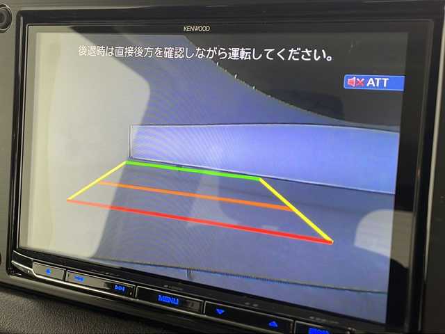 スズキ ジムニー シエラ JC 千葉県 2023(令5)年 1.4万km ミディアムグレー 衝突被害軽減システム/レーンキープアシスト/クルーズコントロール/社外8インチメモリナビ（MDV-S810L）/　（Bluetooth/CD/DVD/フルセグTV）/バックカメラ/社外ETC/社外ドライブレコーダー（前後）/ダウンヒルアシストコントロール/アイドリングストップ/シートヒーター（D/N席）/パワーステアリング/オートライト/LEDヘッドライト/純正15インチアルミホイール