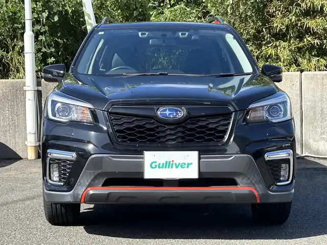スバル フォレスター X－ブレイク 長崎県 2020(令2)年 5万km クリスタルブラックシリカ ・プッシュスタート/・社外SDナビ（AM/FM/TV/DVD）/・ブルートゥース/・シートヒーター全席/・ステアリングスイッチ/・クルーズコントロール（追従あり）/・アイドリングストップ/・横滑り防止装置/・衝突軽減ブレーキ/・車線逸脱警報/・ドライブレコーダー（前後）/・USBフロント×２　リア×２/・ハンドルヒーター/・ETC