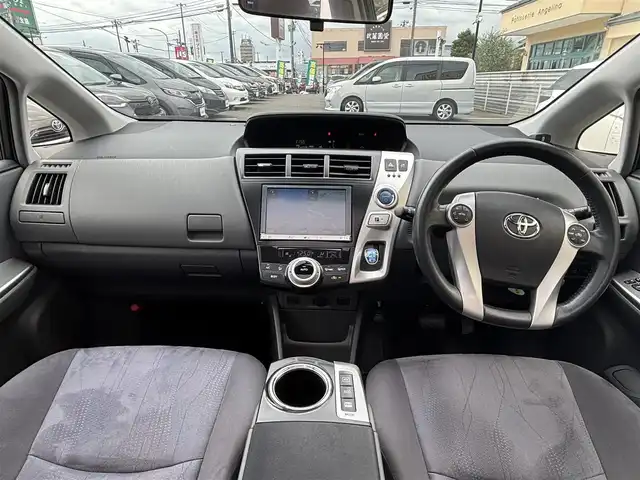 トヨタ プリウス α G チューンブラック 宮城県 2013(平25)年 6.5万km パール 登録時走行距離　６４１２８ｋｍ/DVD・AM・FM・BT/ガラスルーフ/電動ミラー/オートPW/社外AW１８インチO.Zナットカバー/純正ドアバイザー/プッシュスタート/パワーステアリング/アイドリングストップ/Bluetooth接続/ABSサポート/横滑り防止装置/LEDオートライト