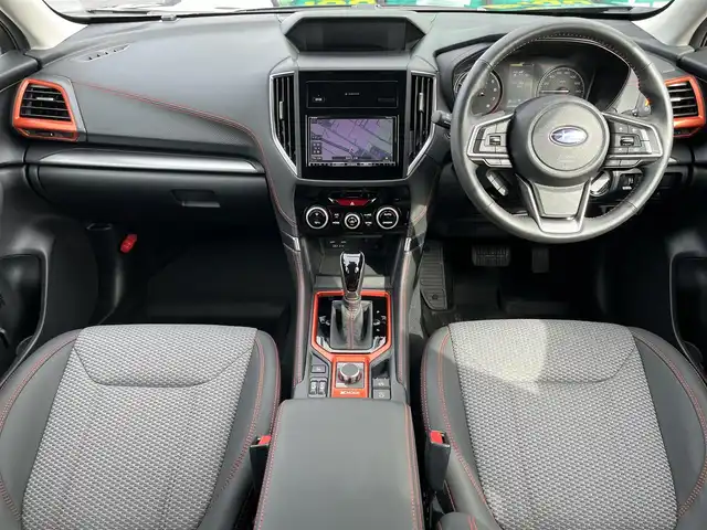 スバル フォレスター X－ブレイク 大阪府 2019(令1)年 1.5万km クリスタルブラックシリカ 純正ナビ（AVIC-RZ902ZP）/（フルセグ/BT/CD/DVD）/レーダークルーズコントロール/バック、サイドカメラ/パドルシフト/ブラインドスポットモニター/後方コーナーセンサー/衝突軽減システム/レーンキープアシスト/ハーフレザーシート/全席シートヒーター/運転席メモリーシート/前席パワーシート/前方ドライブレコーダー/ＥＴＣ/純正17インチAW