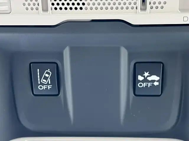 スバル フォレスター X－ブレイク 大阪府 2019(令1)年 1.5万km クリスタルブラックシリカ 純正ナビ（AVIC-RZ902ZP）/（フルセグ/BT/CD/DVD）/レーダークルーズコントロール/バック、サイドカメラ/パドルシフト/ブラインドスポットモニター/後方コーナーセンサー/衝突軽減システム/レーンキープアシスト/ハーフレザーシート/全席シートヒーター/運転席メモリーシート/前席パワーシート/前方ドライブレコーダー/ＥＴＣ/純正17インチAW