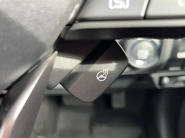 スバル フォレスター X－ブレイク 大阪府 2019(令1)年 1.5万km クリスタルブラックシリカ 純正ナビ（AVIC-RZ902ZP）/（フルセグ/BT/CD/DVD）/レーダークルーズコントロール/バック、サイドカメラ/パドルシフト/ブラインドスポットモニター/後方コーナーセンサー/衝突軽減システム/レーンキープアシスト/ハーフレザーシート/全席シートヒーター/運転席メモリーシート/前席パワーシート/前方ドライブレコーダー/ＥＴＣ/純正17インチAW