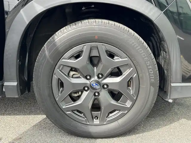 スバル フォレスター X－ブレイク 大阪府 2019(令1)年 1.5万km クリスタルブラックシリカ 純正ナビ（AVIC-RZ902ZP）/（フルセグ/BT/CD/DVD）/レーダークルーズコントロール/バック、サイドカメラ/パドルシフト/ブラインドスポットモニター/後方コーナーセンサー/衝突軽減システム/レーンキープアシスト/ハーフレザーシート/全席シートヒーター/運転席メモリーシート/前席パワーシート/前方ドライブレコーダー/ＥＴＣ/純正17インチAW