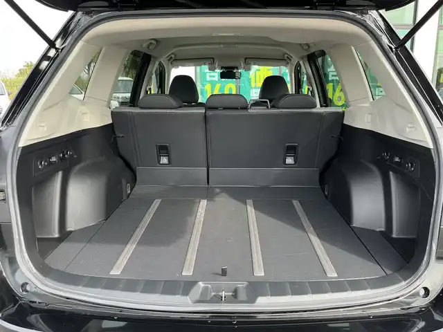スバル フォレスター X－ブレイク 大阪府 2019(令1)年 1.5万km クリスタルブラックシリカ 純正ナビ（AVIC-RZ902ZP）/（フルセグ/BT/CD/DVD）/レーダークルーズコントロール/バック、サイドカメラ/パドルシフト/ブラインドスポットモニター/後方コーナーセンサー/衝突軽減システム/レーンキープアシスト/ハーフレザーシート/全席シートヒーター/運転席メモリーシート/前席パワーシート/前方ドライブレコーダー/ＥＴＣ/純正17インチAW