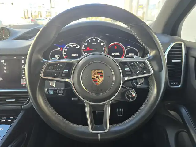 ポルシェ カイエン S 山梨県 2019(平31)年 2.8万km 紺 スポクロ　/黒革　/ＰＤＬＳ　/ＰＡＳＭ　/スパイダー２１ＡＷ　/4ZクライメントC　/ＰＣＭナビ　/ＡＣＣ　/ＢＳＡ　/ＬＫＡ　/Ｐシート　/シートＨ　/３６０カメラ/カープレイ　/前後ドラレコ　/Aハイビーム　/Pバックドア