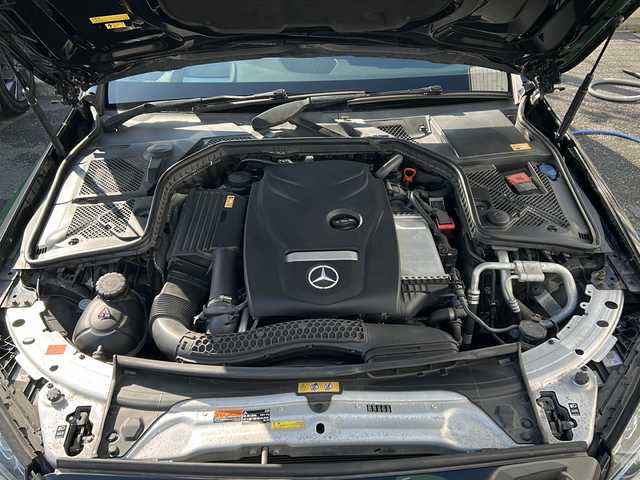 メルセデス・ベンツ Ｃ１８０ ワゴン スポーツ 兵庫県 2014(平26)年 2.8万km 黒 取扱説明書/保証書/純正ディーラーOPナビ（フルセグ/Bluetooth/SD/DISC/AM/FM）/プッシュスタート/パドルシフト/アイドリングストップ/スマートキー×２/ETC/ドライブレコーダー/ASSURAレーダー/バックカメラ/パワーシート/シートメモリー/シートヒーター/純正フロアマット/純正アルミホイール/ルーフレール/パワーバックドア/アンビエントライト/ステアリングアシスト/レーンディパーチャーウォーニング/パークトロニック/インテリジェントライトシステム/クルーズコントロール/プリセーフブレーキ/ブラインドスポットアシスト/アテンションアシスト/HUD