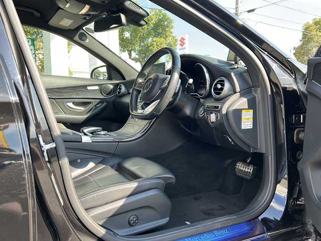 メルセデス・ベンツ Ｃ１８０ ワゴン スポーツ 兵庫県 2014(平26)年 2.8万km 黒 取扱説明書/保証書/純正ディーラーOPナビ（フルセグ/Bluetooth/SD/DISC/AM/FM）/プッシュスタート/パドルシフト/アイドリングストップ/スマートキー×２/ETC/ドライブレコーダー/ASSURAレーダー/バックカメラ/パワーシート/シートメモリー/シートヒーター/純正フロアマット/純正アルミホイール/ルーフレール/パワーバックドア/アンビエントライト/ステアリングアシスト/レーンディパーチャーウォーニング/パークトロニック/インテリジェントライトシステム/クルーズコントロール/プリセーフブレーキ/ブラインドスポットアシスト/アテンションアシスト/HUD