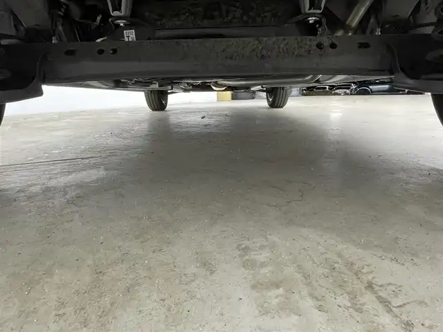 ダイハツ タフト G ターボ ダーククロムベンチャー 宮城県 2023(令5)年 0.6万km シャイニングホワイトパール 純正7インチナビ/全方位カメラ/ガラスルーフ/アダプティブクルーズコントロール/レーンアシスト/障害物センサー/電動パーキング/オートブレーキホールド/衝突軽減/アイドリングストップ/横滑り防止/ステアリングスイッチ/シートヒーター/オートライト/スマートキー/プッシュスタート/LEDライト/純正アルミホイール/スペアキー１本/禁煙車