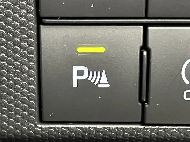 ダイハツ タフト G ターボ ダーククロムベンチャー 宮城県 2023(令5)年 0.6万km シャイニングホワイトパール 純正7インチナビ/全方位カメラ/ガラスルーフ/アダプティブクルーズコントロール/レーンアシスト/障害物センサー/電動パーキング/オートブレーキホールド/衝突軽減/アイドリングストップ/横滑り防止/ステアリングスイッチ/シートヒーター/オートライト/スマートキー/プッシュスタート/LEDライト/純正アルミホイール/スペアキー１本/禁煙車