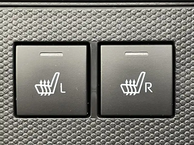 ダイハツ タフト G ターボ ダーククロムベンチャー 宮城県 2023(令5)年 0.6万km シャイニングホワイトパール 純正7インチナビ/全方位カメラ/ガラスルーフ/アダプティブクルーズコントロール/レーンアシスト/障害物センサー/電動パーキング/オートブレーキホールド/衝突軽減/アイドリングストップ/横滑り防止/ステアリングスイッチ/シートヒーター/オートライト/スマートキー/プッシュスタート/LEDライト/純正アルミホイール/スペアキー１本/禁煙車