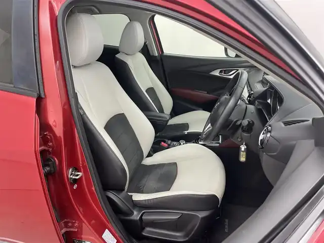 マツダ ＣＸ－３ XD ツーリング 埼玉県 2016(平28)年 4.4万km ソウルレッドプレミアムメタリック 純正ナビ/フルセグ/Bluetooth/CD/DVD/ETC/ドライブレコーダー/バックカメラ/BOSEプレミアムサウンドシステム/ハーフレザーシート/シートヒーター/SBS/SCBS/ブラインドスポットモニター/ヘッドアップディスプレイ/コーナーセンサー/パドルシフト/レーダークルーズコントロール/LEDヘッドライト/LEDフォグランプ/純正18インチアルミホイール/ステアリングスイッチ