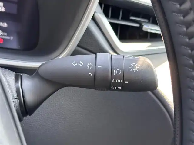 トヨタ カローラ クロス ハイブリッド Z 宮城県 2024(令6)年 2.5万km アティチュードブラックマイカ トヨタチームメイト（アドバンストパーク）/・ブラインドスポットモニター/・安心降車アシスト/・パーキングサポートブレーキ/・パノラミックビューモニター/ディスプレイオーディオプラス/・10.5インチディスプレイオーディオ/・車載ナビ/・ETC2.0/パノラマルーフ/ワイヤレス充電/アクセサリーコンセント（100V/1500W）/＝＝＝/モデリスタエアロ（F/S/R）/セーフティセンス/・プリクラッシュセーフティ/・レーントレーシングアシスト/・レーンディパーチャーアラート/・レーダークルーズコントロール/・オートマチックハイビーム/・ロードサインアシスト/・ドライバー異常時対応システム/・プロアクティブドライビングアシスト/・発進遅れ告知機能/ハンズフリーパワーバックドア/ハーフレザーシート/シートヒーター/パワーシート/電動パーキングブレーキ/ブレーキホールド/LEDヘッドランプ/LEDシーケンシャルターンランプ/フォグランプ/スマートキー＆プッシュスタート/純正18インチAW/フロアマット/ドアバイザー