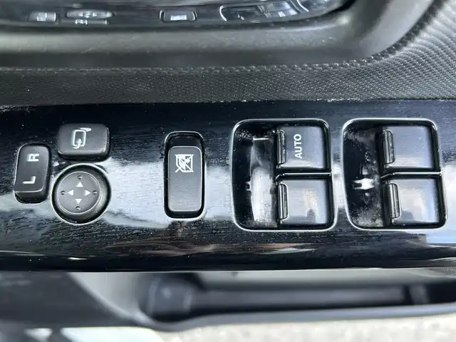 スズキ スペーシア カスタム HYBRID XS ターボ 愛媛県 2018(平30)年 6.1万km パール 社外オーディオ/革ステアリング/ステアリングスイッチ/パドルシフト/フォグランプ/純正15インチAW/LEDオートライト/両側パワースライドドア/オートマチックハイビーム/横滑り防止機能/レーンキープアシスト/コーナーセンサー/衝突被害軽減システム/ABS/ハーフレザーシート/運転席シートヒーター/純正フロアマット/スマートキー/プッシュスタート