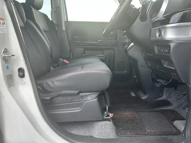 スズキ スペーシア カスタム HYBRID XS ターボ 愛媛県 2018(平30)年 6.1万km パール 社外オーディオ/革ステアリング/ステアリングスイッチ/パドルシフト/フォグランプ/純正15インチAW/LEDオートライト/両側パワースライドドア/オートマチックハイビーム/横滑り防止機能/レーンキープアシスト/コーナーセンサー/衝突被害軽減システム/ABS/ハーフレザーシート/運転席シートヒーター/純正フロアマット/スマートキー/プッシュスタート