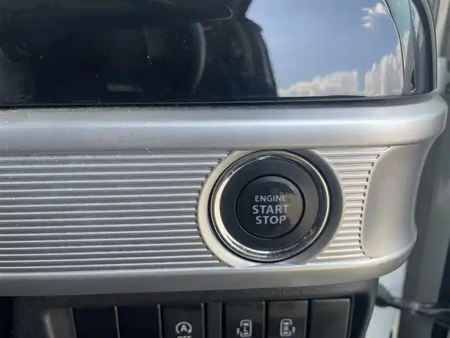 スズキ スペーシア カスタム HYBRID XS ターボ 大阪府 2018(平30)年 6.1万km パール (株)IDOMが運営する【じしゃロン堺店】の自社ローン専用車両になります。/こちらは現金またはオートローンご利用時の価格です。自社ローンご希望の方は別途その旨お申付け下さい