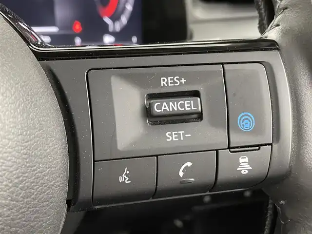 日産 オーラ G レザーエディション 福岡県 2022(令4)年 6.1万km ピュアホワイトパール / スーパーブラック 2トーン 純正９型ＤＡ　/全方位カメラ　/エマージェンシーブレーキ　/プロパイロット　/レーンキープ　/コーナーセンサー　/ＢＯＳＥサウンド　/シートヒーター　/ステアリングヒーター　/置くだけ充電　/ＢＳＭ　/ＥＴＣ２．０　/ＬＥＤ