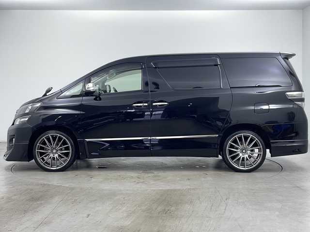 トヨタ ヴェルファイア 2．4Z ゴールデンアイズ 道央・札幌 2012(平24)年 7.4万km ブラック ・4WD/・寒冷地仕様/・アルパインナビ（TV＆CD＆DVD＆BT＆HDMI）/・アルパインフリップダウンモニター/・ミラー型ドライブレコーダー/・社外レーダー/・ステアリングスイッチ/・クルーズコントロール/・両側パワースライドドア/・パワーバックドア/・ドアミラーヒーター/・オートライト/・LEDヘッドライト/・LEDフォグランプ