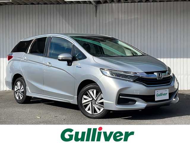 ホンダ シャトル ハイブリッド X 長野県 2015(平27)年 4.1万km アラバスターシルバーメタリック ４WD/ギャザーズナビTV/バックカメラ/ETC/ハーフレザーシート/プッシュスタート/純正フロアマット