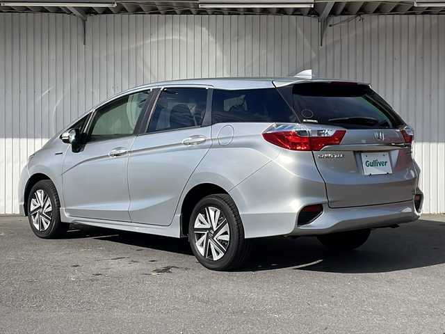 ホンダ シャトル ハイブリッド X 長野県 2015(平27)年 4.1万km アラバスターシルバーメタリック ４WD/ギャザーズナビTV/バックカメラ/ETC/ハーフレザーシート/プッシュスタート/純正フロアマット