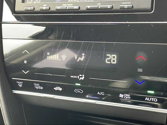 ホンダ シャトル ハイブリッド X 長野県 2015(平27)年 4.1万km アラバスターシルバーメタリック ４WD/ギャザーズナビTV/バックカメラ/ETC/ハーフレザーシート/プッシュスタート/純正フロアマット