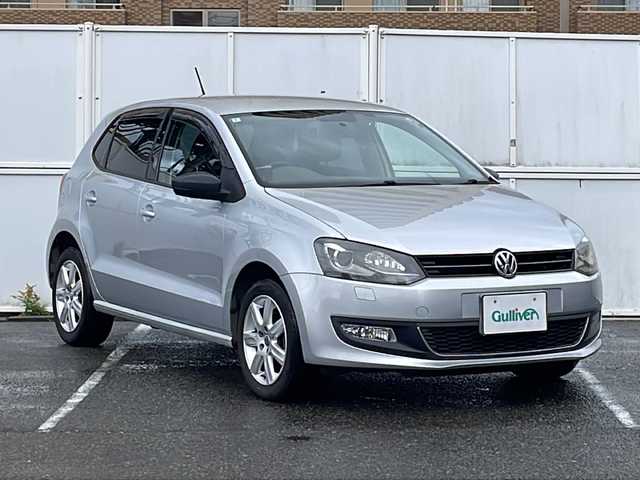 フォルクスワーゲン ポロ TSIハイライン 秋田県 2014(平26)年 7.5万km リフレックスシルバーメタリック 社外メモリーナビ　AVIC-MRZ099/DTV/CD/DVD/SD/Bluetooth/社外ETC/リモコンキー/純正アルミ