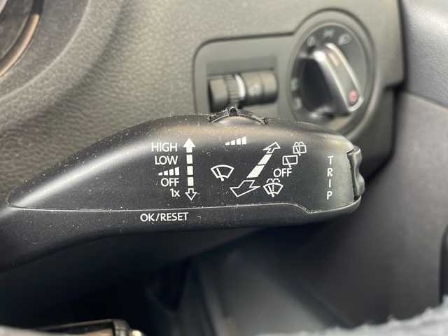 フォルクスワーゲン ポロ TSIハイライン 秋田県 2014(平26)年 7.5万km リフレックスシルバーメタリック 社外メモリーナビ　AVIC-MRZ099/DTV/CD/DVD/SD/Bluetooth/社外ETC/リモコンキー/純正アルミ