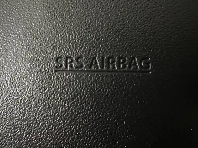 スズキ ジムニー シエラ JC 兵庫県 2020(令2)年 3.5万km ミディアムグレー ・社外メモリナビ/・バックカメラ/・前後ドライブレコーダー/・ETC/・オートクルーズコントロール/・衝突軽減ブレーキ/・レーンキープアシスト/・4WD/・LEDヘッドライト/・フォグランプ/・背面タイヤ/・純正15インチアルミホイール/・トランスファー/・シートヒーターD/N/・純正フロアマット/・スマートキー/・スペアキー1本/・プッシュスタート