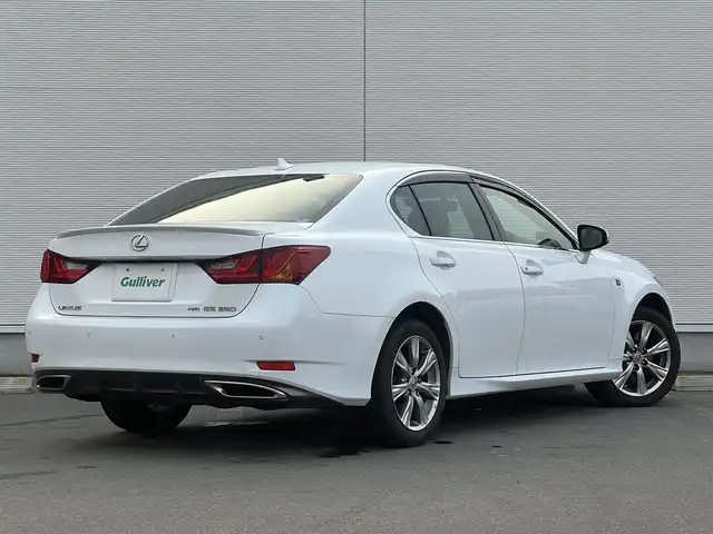 レクサス ＧＳ 350 Fスポーツ 秋田県 2014(平26)年 5.6万km ホワイトノーヴァガラスフレーク ワンオーナー/４WD/革巻きステアリング/ステアリングスイッチ/パドルシフト/レーダークルーズコントロール/オートライト、オートハイビーム/前後コーナーセンサー/横滑り防止/ハンドルヒーター/純正ドアバイザー/純正フロアマット/ビルトインETC/前後ドライブレコーダー/前席パワーシート/レザーシート/純正HDDナビ（FM／AM／BT／フルセグ）/カーテンエアバック/純正ホイール・夏タイヤ積込