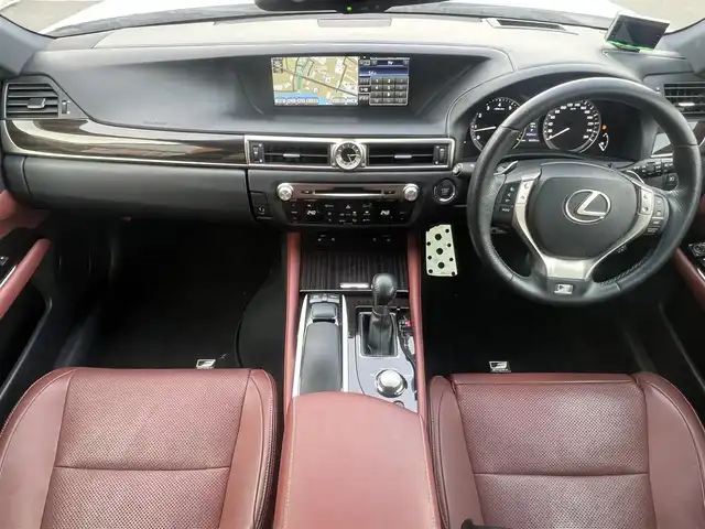 レクサス ＧＳ 350 Fスポーツ 秋田県 2014(平26)年 5.6万km ホワイトノーヴァガラスフレーク ワンオーナー/４WD/革巻きステアリング/ステアリングスイッチ/パドルシフト/レーダークルーズコントロール/オートライト、オートハイビーム/前後コーナーセンサー/横滑り防止/ハンドルヒーター/純正ドアバイザー/純正フロアマット/ビルトインETC/前後ドライブレコーダー/前席パワーシート/レザーシート/純正HDDナビ（FM／AM／BT／フルセグ）/カーテンエアバック/純正ホイール・夏タイヤ積込