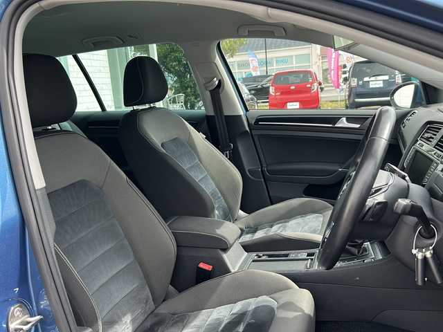 フォルクスワーゲン ゴルフ ヴァリアント TSI ハイライン BMテクノ 岐阜県 2014(平26)年 9.7万km パシフィックブルーM レーダークルーズコントロール/パドルシフト/電子パーキング/オートホールド/ルーフレール/ビルトインETC/アイドリングストップ/ウインカーミラー/スタッドレスタイヤ４本車載
