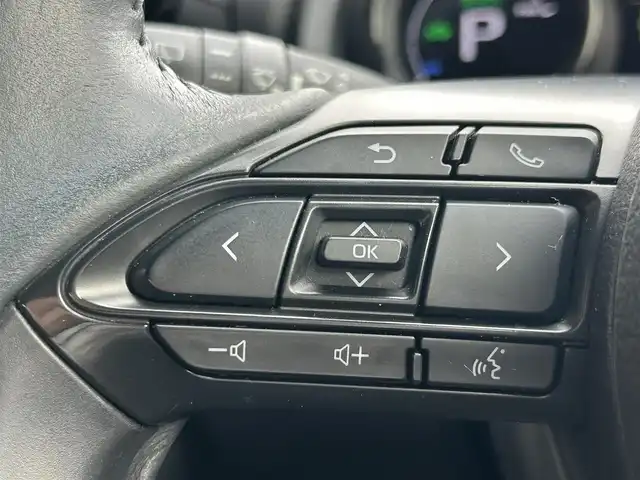 トヨタ ヤリス ハイブリッド Z 宮城県 2020(令2)年 7.6万km センシュアルレッドマイカ 走行距離：７５１０７ｋｍ/ハイブリッド/アラウンドビュー/ロードサインアシスト/パーキングサポートブレーキ/クリアランスソナー/D＋N席シートヒーター/前後コーナーセンサー/ETC/純正フロアマット/SDナビ/ヘッドライトレベライザー/AM・FM・BT・USB/電格ミラー