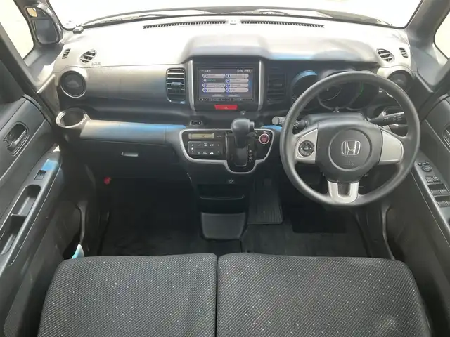 ホンダ Ｎ ＢＯＸ 2トーン G Lパッケージ 秋田県 2014(平26)年 13万km プレミアムホワイトパール 社外ナビ/４WD/片側パワスラ/フルセグ/バックカメラ/社外アルミ/スマートキー/アイドリングストップ/プッシュスタート/ステアリングスイッチ/ETC/純正フロアマット/純正ドアバイザー/オートエアコン/パワーステアリング/パワーウィンドウ/横滑り防止/レベライザー/ミラーヒーター/電動格納ウィンカーミラー/保証書/取扱説明書/記録簿