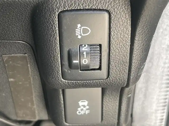 ホンダ Ｎ ＢＯＸ 2トーン G Lパッケージ 秋田県 2014(平26)年 13万km プレミアムホワイトパール 社外ナビ/４WD/片側パワスラ/フルセグ/バックカメラ/社外アルミ/スマートキー/アイドリングストップ/プッシュスタート/ステアリングスイッチ/ETC/純正フロアマット/純正ドアバイザー/オートエアコン/パワーステアリング/パワーウィンドウ/横滑り防止/レベライザー/ミラーヒーター/電動格納ウィンカーミラー/保証書/取扱説明書/記録簿