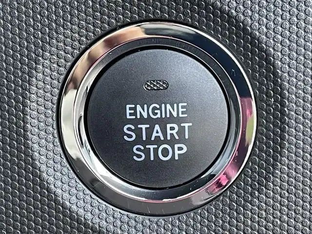 ダイハツ タフト X 山梨県 2022(令4)年 0.7万km フォレストカーキメタリック 4WD/社外SDナビ/Bluetooth接続/ワンセグTV/バックカメラ/ガラスルーフ/ETC/衝突被害軽減システム/アイドリングストップ/ステアリングスイッチ/取扱説明書/保証書