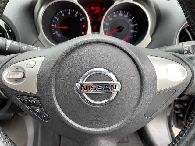 日産 ジューク 15RX Vセレクション 神奈川県 2016(平28)年 9.6万km スーパーブラック 純正ナビ【MM316D-W】/DTV/CD/DVD/USB/SD/BT/バックカメラ/ETC/純正17インチAW/エマージェンシーブレーキ/レーンデパーチャーワーニング/横滑り防止機能/プッシュEgスタート/ストップ/インテリジェントキー/純正HIDヘッドライト/フォグランプ/SPORT/ECOモード/純正フロアマット/取扱説明書/新車時保証書