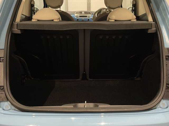 フィアット ５００ スーパーポップ トポ 新潟県 2015(平27)年 6万km ブルーヴォラーレ ハイドローリックブレーキアシスト/アンチロック　ブレーキシステム/エレクトロニック　ブレーキフォース　ディストリビューター/トラクションコントロールシステム/ビークルダイナミクスコントロール/ＦＩＡＴオリジナルＦＭ＋ＡＭ電子チューナー付ＣＤ／ＭＰ３プレーヤー/ETC/純正フロアマット/純正14インチアルミホイール