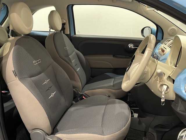 フィアット ５００ スーパーポップ トポ 新潟県 2015(平27)年 6万km ブルーヴォラーレ ハイドローリックブレーキアシスト/アンチロック　ブレーキシステム/エレクトロニック　ブレーキフォース　ディストリビューター/トラクションコントロールシステム/ビークルダイナミクスコントロール/ＦＩＡＴオリジナルＦＭ＋ＡＭ電子チューナー付ＣＤ／ＭＰ３プレーヤー/ETC/純正フロアマット/純正14インチアルミホイール