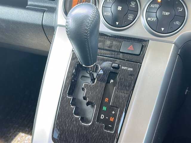 トヨタ カローラ ルミオン 1．8S エアロツアラー 山形県 2015(平27)年 7.1万km ホワイトパールクリスタルシャイン 社外ナビ/Bluetooth/フルセグTV/ドライブレコーダー/横滑り防止装置/バックカメラ/オートLEDヘッドライト/フォグランプ/ETC/プッシュスタート/スマートキー/スペアキー/純正フロアマット/ワイパーデアイサー/電動格納ミラー/ウィンカーミラー/ドアバイザー/取扱説明書/モデリスタエアロ積載（フロント）/スタッドレスタイヤ(195/65/15R・6mm)4本積載