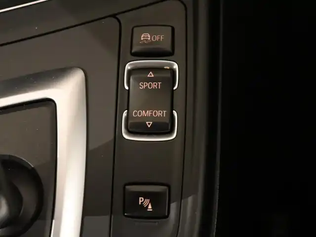 ＢＭＷ Ｍ２ 静岡県 2018(平30)年 2万km アルピンホワイトⅢ Fスポイラー /H&Rサス /ルーフラッピング /ブラックグリル /ハーマンカードン /革シートシートヒーター /ACC　LKA /純正ナビ Bカメラ /社外TV /パドルシフト /ドラレコ /スマートキーX2