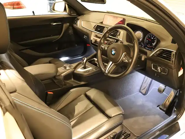 ＢＭＷ Ｍ２ 静岡県 2018(平30)年 2万km アルピンホワイトⅢ Fスポイラー /H&Rサス /ルーフラッピング /ブラックグリル /ハーマンカードン /革シートシートヒーター /ACC　LKA /純正ナビ Bカメラ /社外TV /パドルシフト /ドラレコ /スマートキーX2
