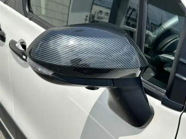 トヨタ シエンタ ハイブリッド Z 福岡県 2022(令4)年 2.6万km ホワイトパールクリスタルシャイン 純正10.5型ディスプレイオーディオナビ(フルセグTV/BT)全方位モニタトヨタセーフティコーナーセンサー両側電動パワスラレーダークルコンドラレコETCUSB純正フロアマット純正LEDライトプッシュスタートスマートキースペアキー