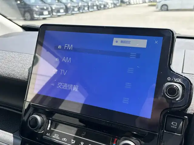 トヨタ シエンタ ハイブリッド Z 福岡県 2022(令4)年 2.6万km ホワイトパールクリスタルシャイン 純正10.5型ディスプレイオーディオナビ(フルセグTV/BT)全方位モニタトヨタセーフティコーナーセンサー両側電動パワスラレーダークルコンドラレコETCUSB純正フロアマット純正LEDライトプッシュスタートスマートキースペアキー